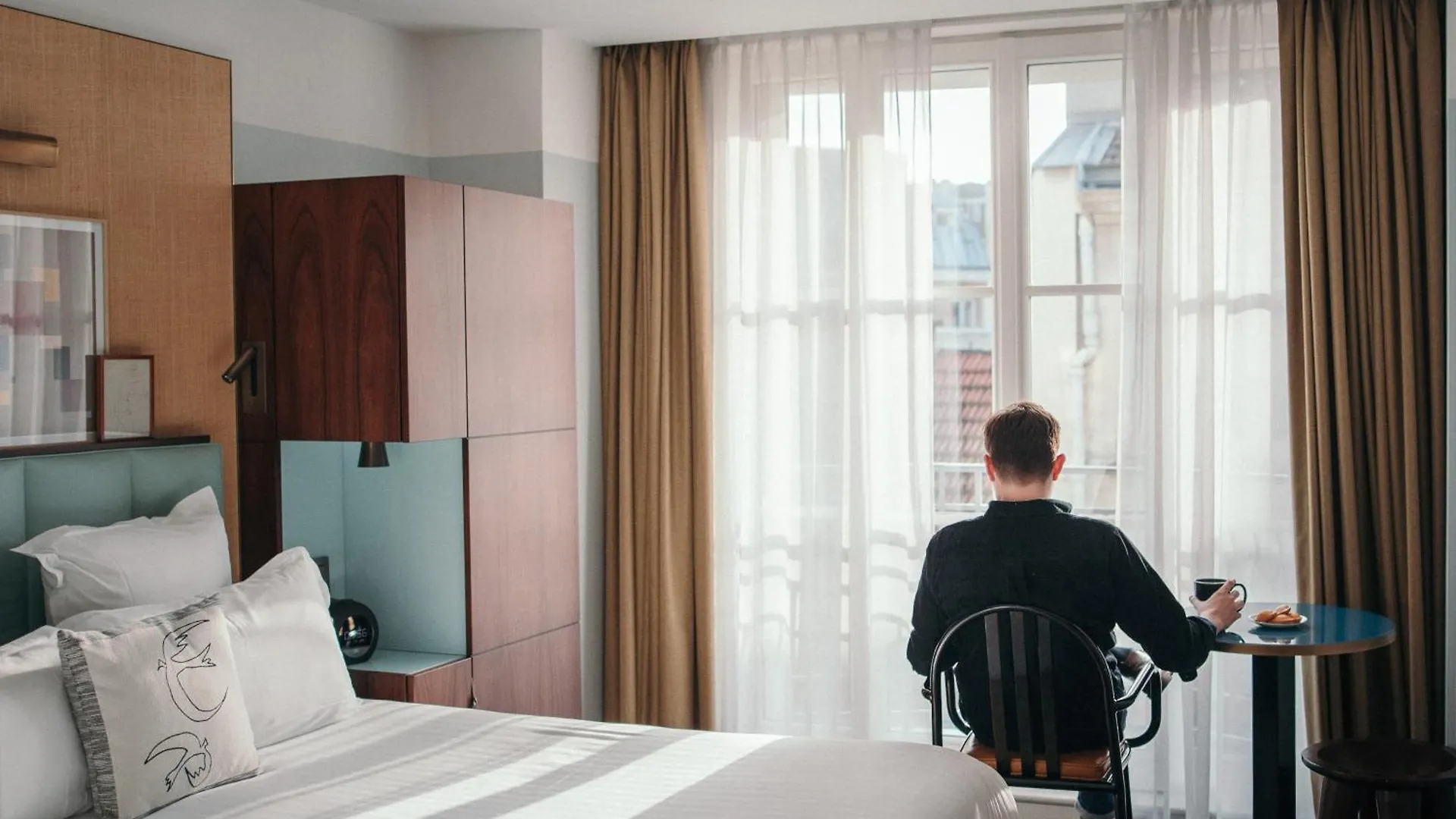 Eiffel Blomet Hotel Paris