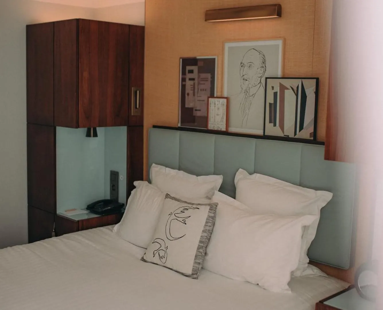 Hotel Eiffel Blomet Paris