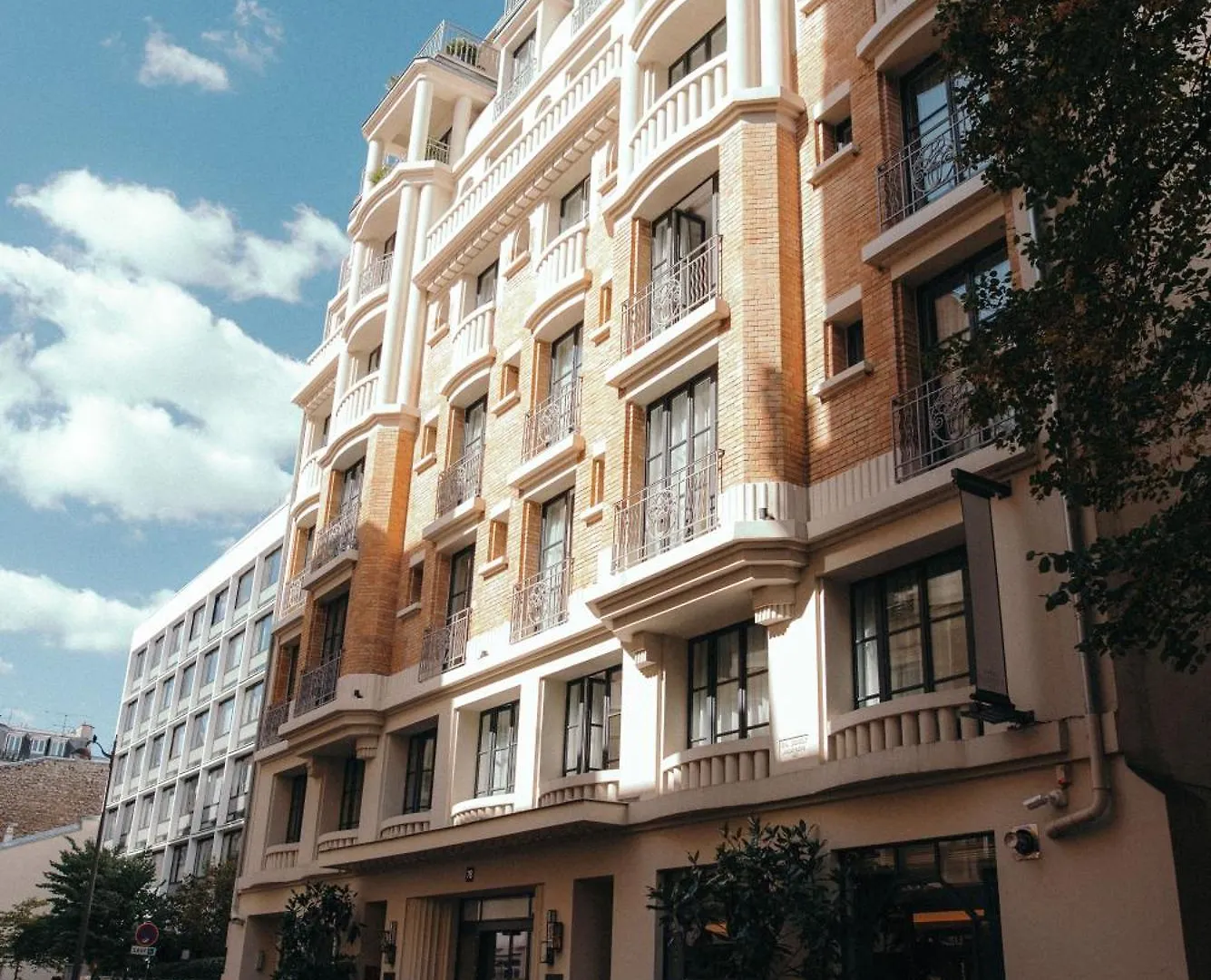 Eiffel Blomet 4* Paris